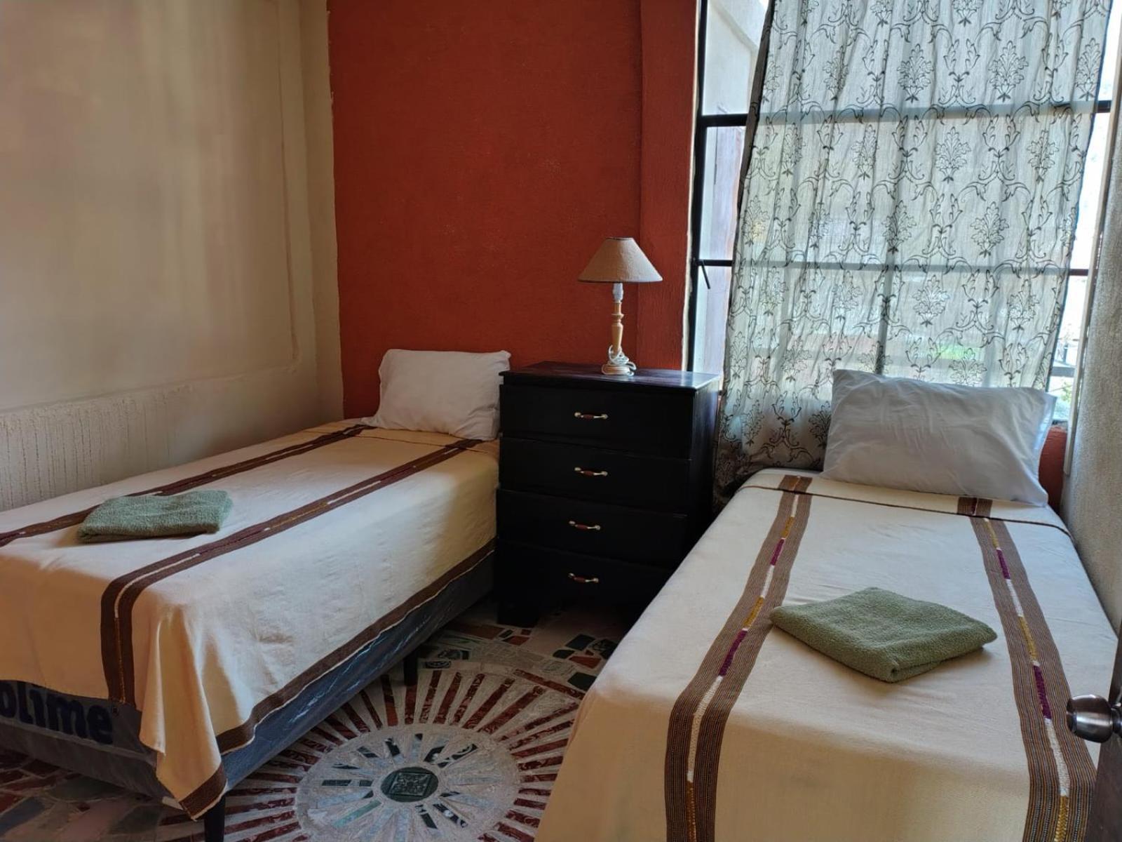 Casa Elefante Dormido Hotell Panajachel Eksteriør bilde